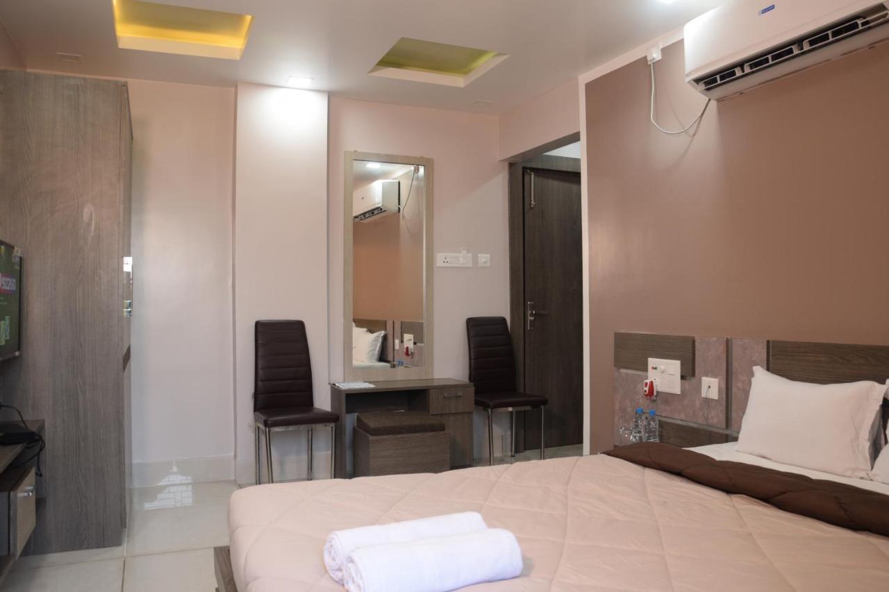 Hotel Nandini Baharampur Dış mekan fotoğraf